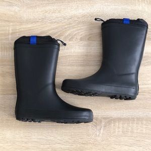 Cat and Jack rain boots